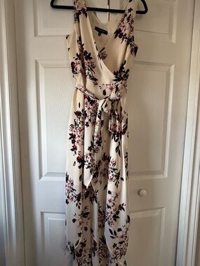 Dynamite: Floral Wrap hi-low maxi Dress - Cream with Floral Print